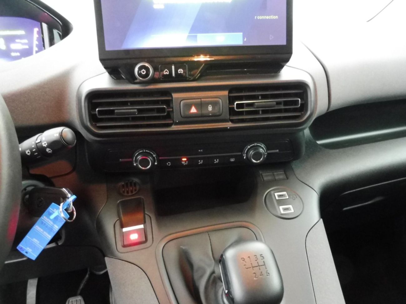 Mandataire PEUGEOT RIFTER TAILLE M - 1.5 BLUEHDI 100CH S&S ALLURE 5 PLACES