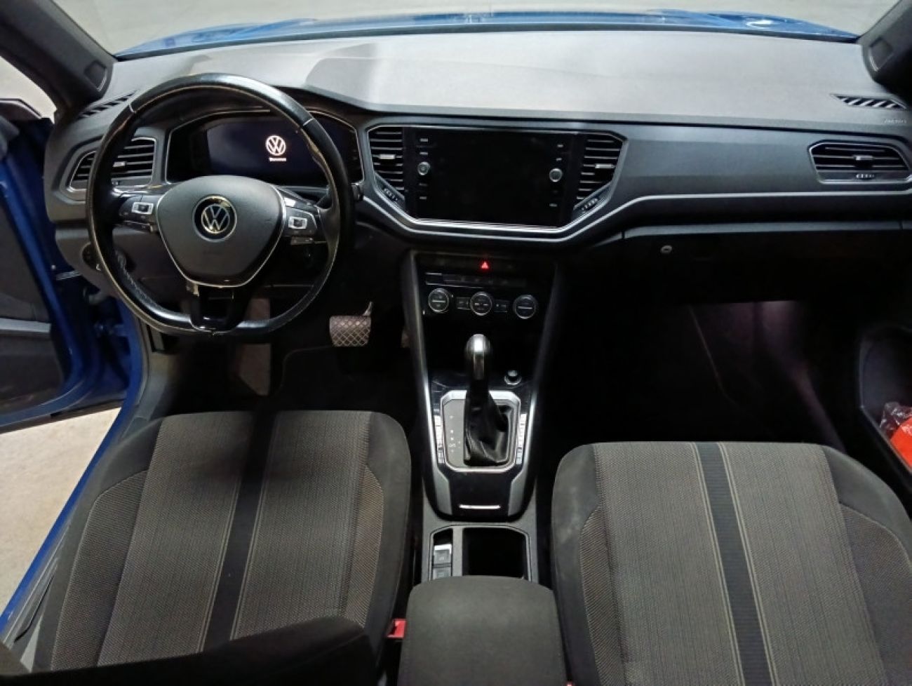 Mandataire VOLKSWAGEN T-Roc Cabriolet 1.5 TSI 150 DSGstyle