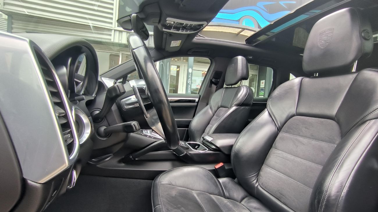 Mandataire PORSCHE CAYENNE 3.0 TD V6 262 ch Platinium Edition Tiptronic A