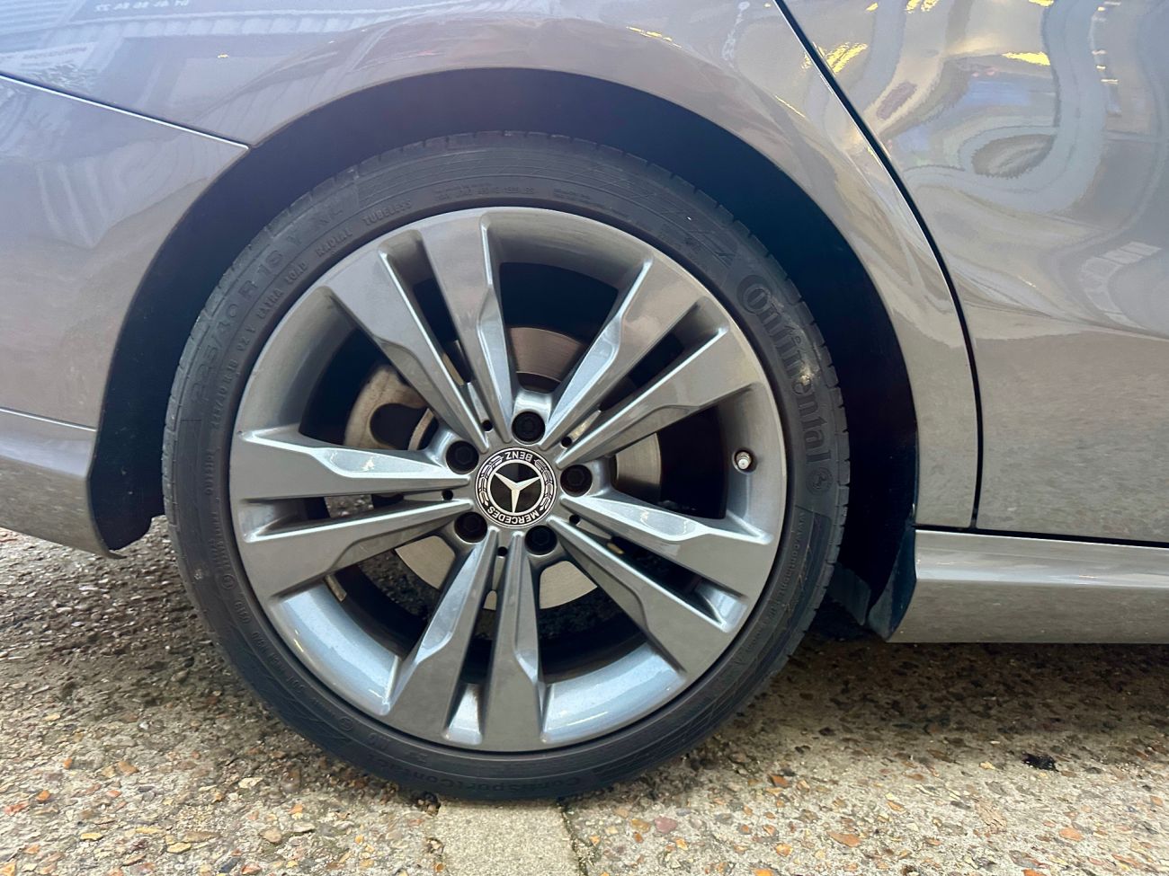 Mandataire MERCEDES-BENZ CLA 200 d 7G-DCT Sensation