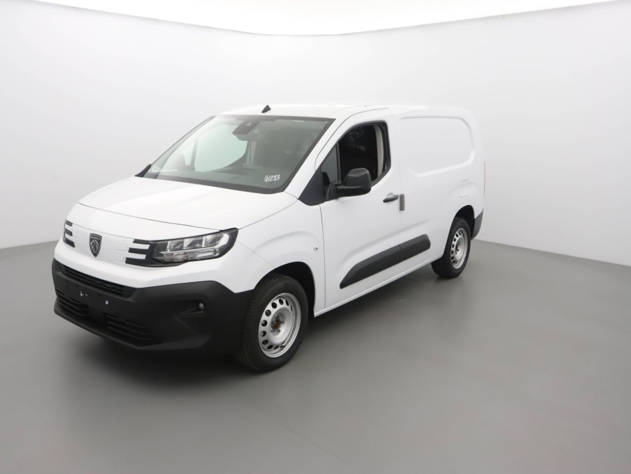 Mandataire PEUGEOT Partner XL 950KG BLUEHDI 130CH S&S EAT8