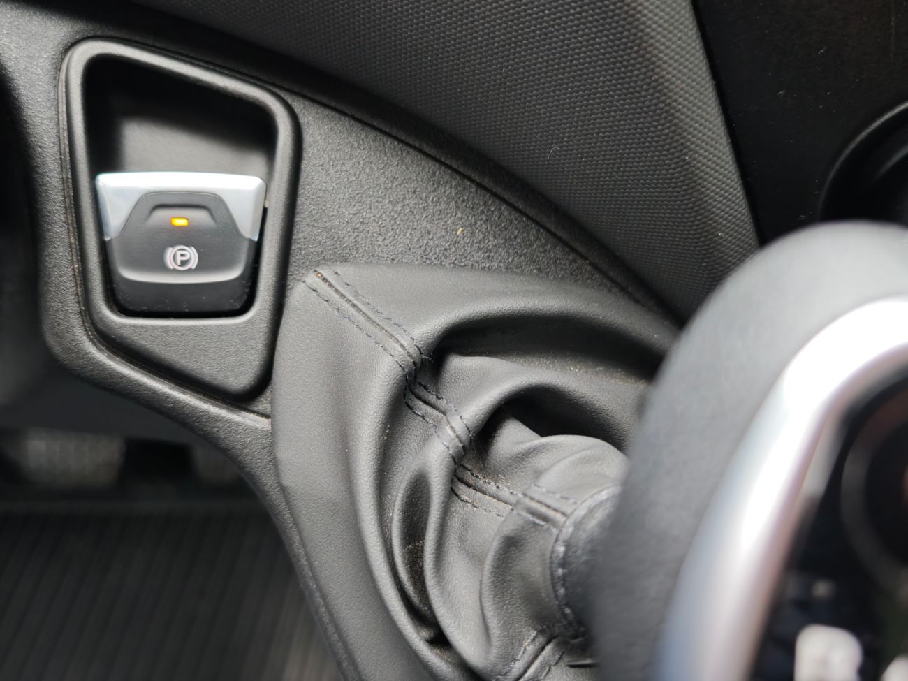 Mandataire IVECO DAILY FOURGON 35 C 21 HA8 FOUR OPE ADVANCE CONNECT HI-MATIC DELIVERY URBAN