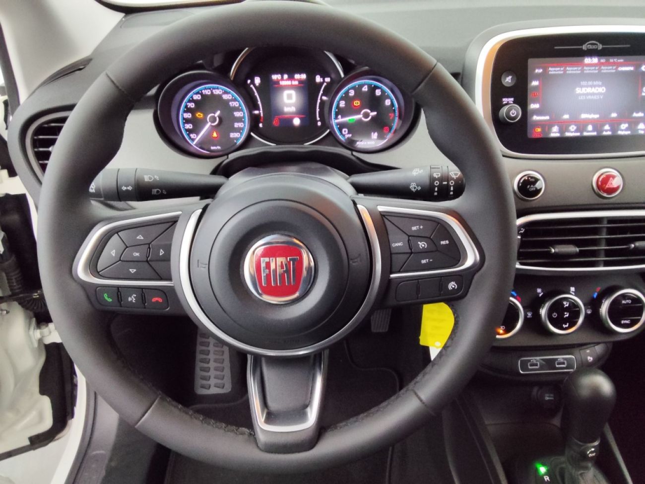 Mandataire FIAT 500X 1.5 FIREFLY TURBO 130CH S/S HYBRID PACK CONFORT DCT7