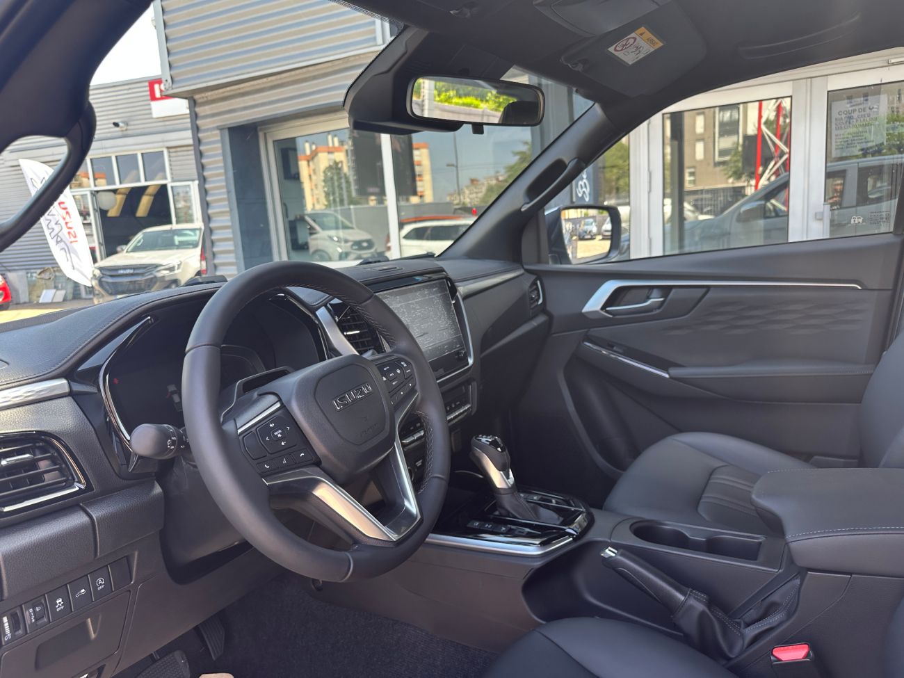 Mandataire ISUZU D-MAX NOUVEAU 2.2L SPACE PRESTIGE