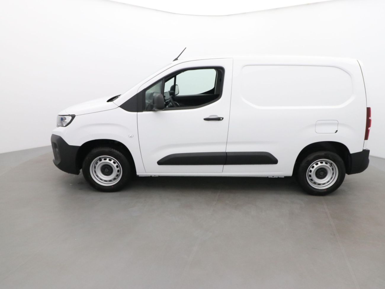 Mandataire PEUGEOT PARTNER M 650KG BLUEHDI 100CH S&S