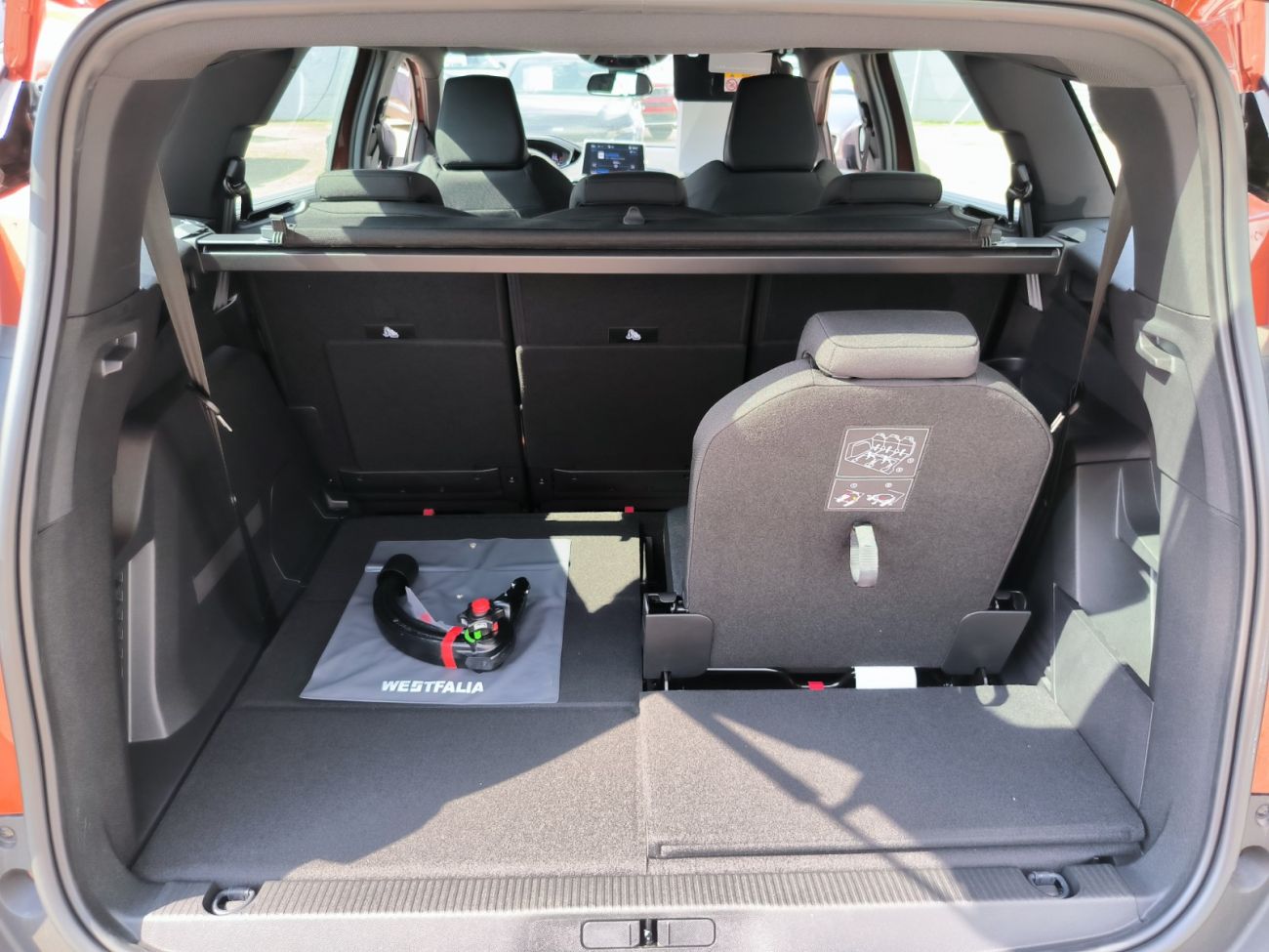 Mandataire Peugeot 5008 PureTech 130ch S&S BVM6 Active Pack 7 PLACES / CAMERA DE RECUL / ATTELAGE