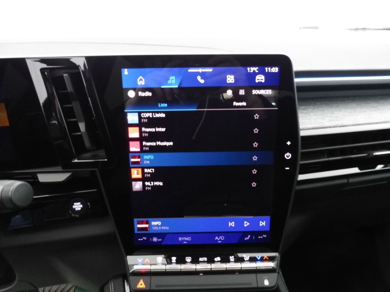 Mandataire RENAULT AUSTRAL 1.2 E-TECH FULL HYBRID 200CH TECHNO - 24