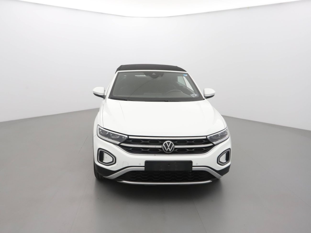 Mandataire VOLKSWAGEN T-Roc Cabriolet 1.5 TSI 150 DSGstyle