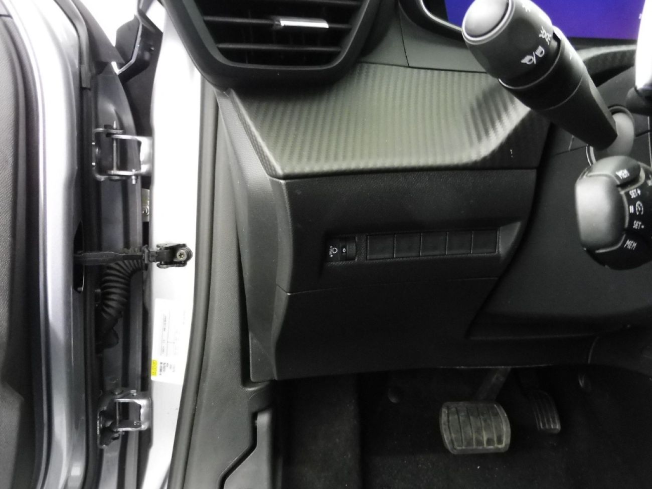 Mandataire PEUGEOT 2008 1.2 PURETECH 130CH S&S ALLURE EAT8