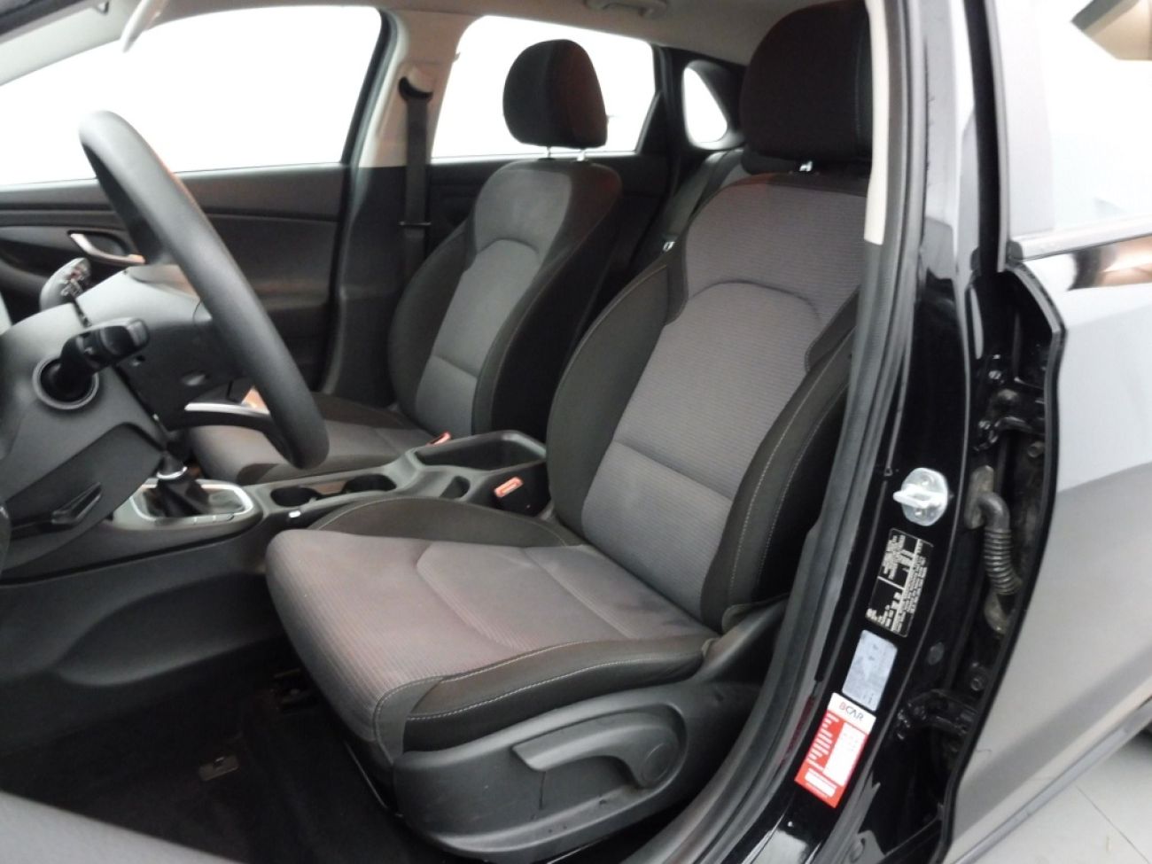 Mandataire Hyundai i30 1.5 DPI 110 CH