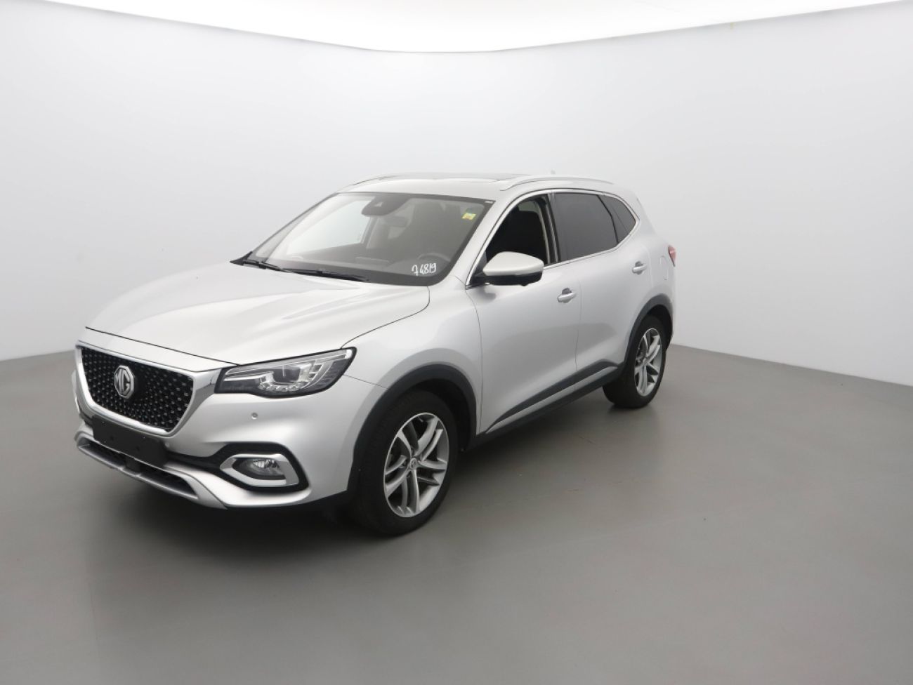 Mandataire MG HS 1.5 T-GDI 162 AT luxury