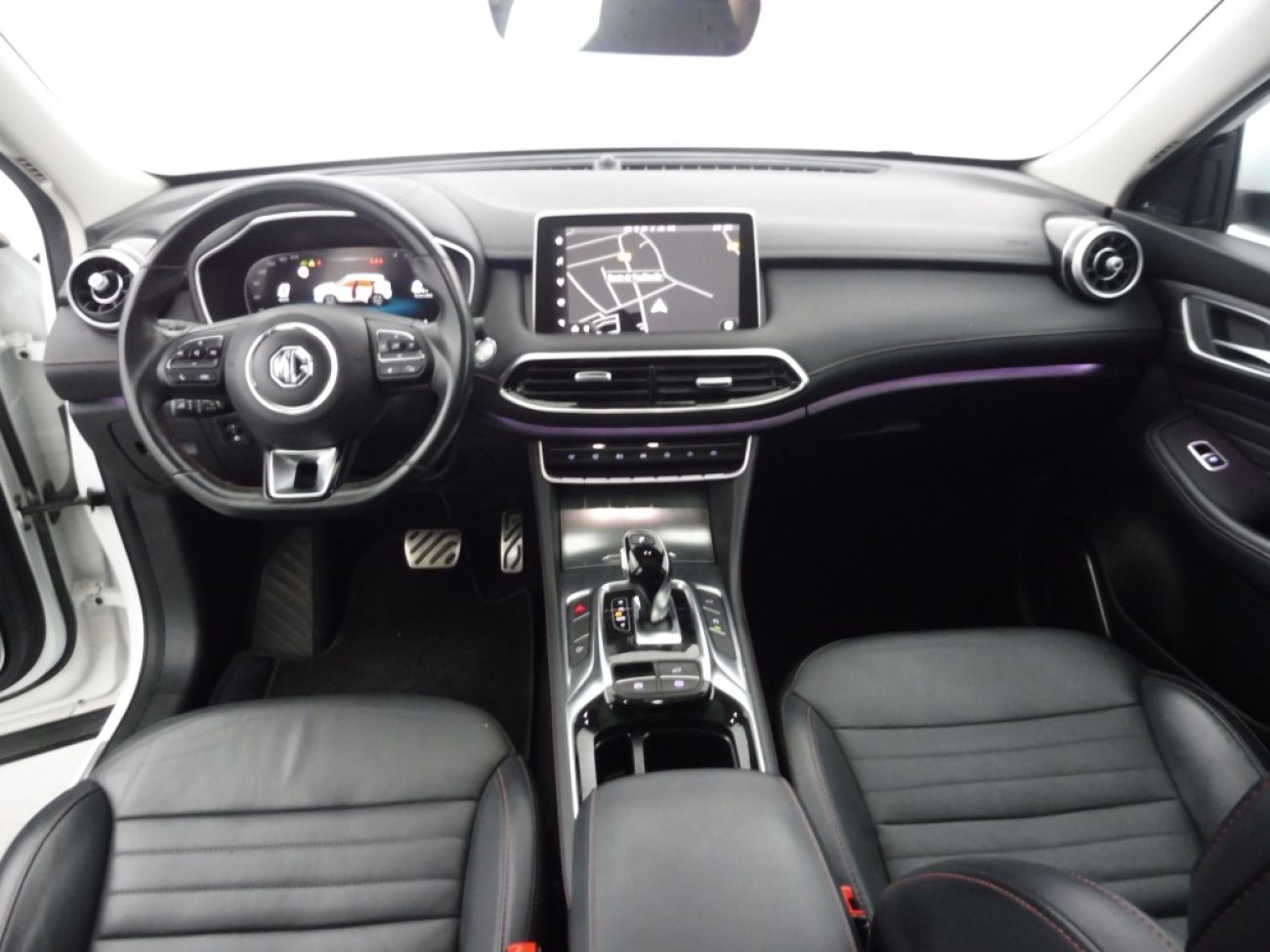 Mandataire MG HS 1.5 T-GDI 162 AT luxury