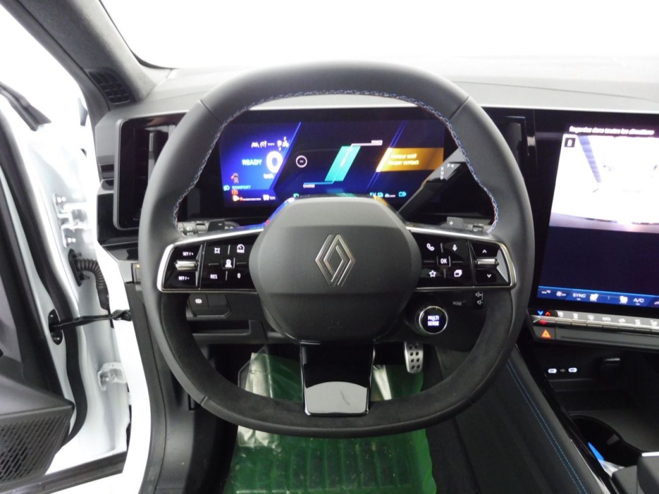 Mandataire RENAULT RAFALE 1.2 E-TECH FULL HYBRID 200CH ESPRIT ALPINE - 25