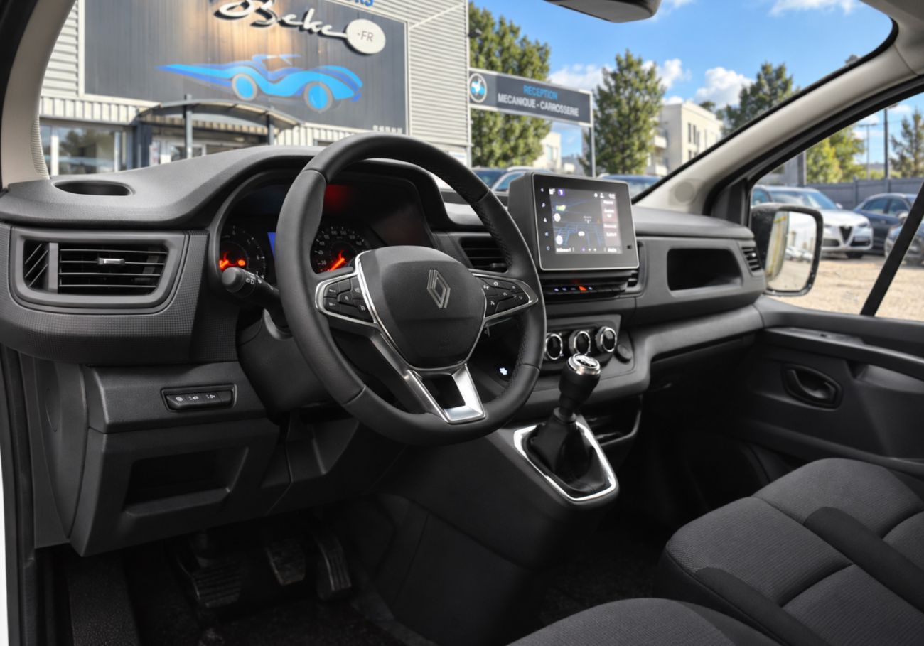 Mandataire RENAULT TRAFIC Blue dCi 150 auto Evolution
