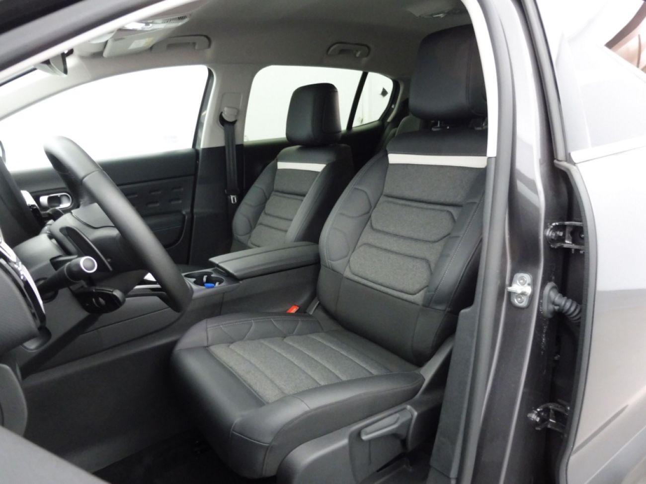 Mandataire Citroën C5 Aircross 1.5 BLUEHDI 130CH PLUS BOITE AUTOMATIQUE