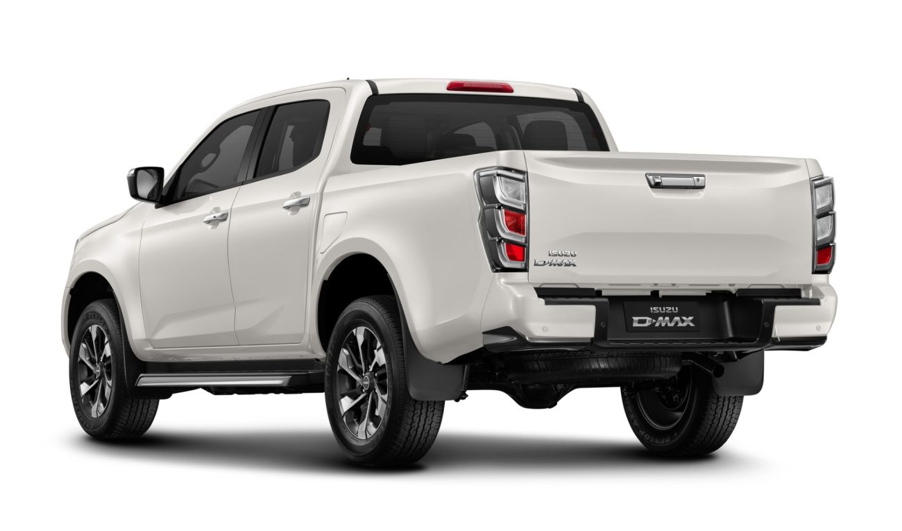 Mandataire ISUZU D-MAX CREW CABINE A/T PRESTIGE