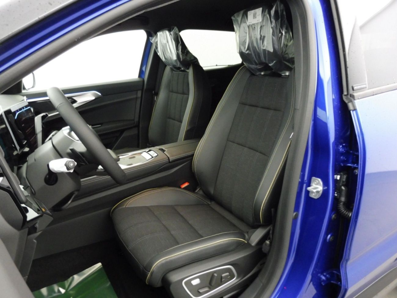 Mandataire RENAULT AUSTRAL 1.2 E-TECH FULL HYBRID 200CH ICONIC- 24