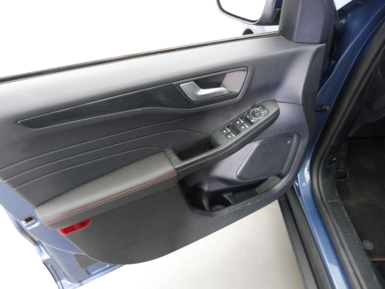Mandataire Ford KUGA 2.0 TDCI 120CH ST-LINE POWERSHIFT
