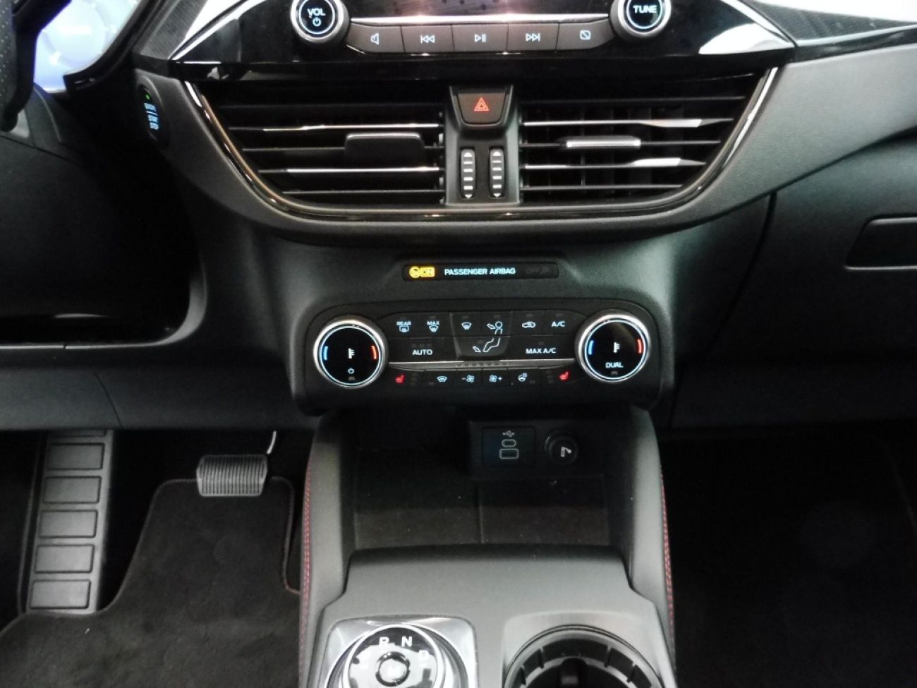 Mandataire Ford Kuga 2.0 TDCI 120CH ST-LINE POWERSHIFT