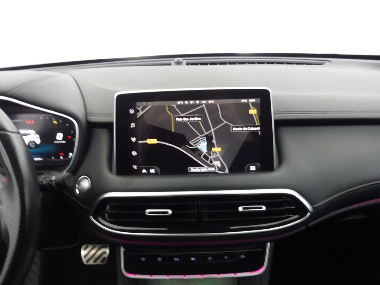 Mandataire MG HS 1.5 T-GDI 162 AT luxury