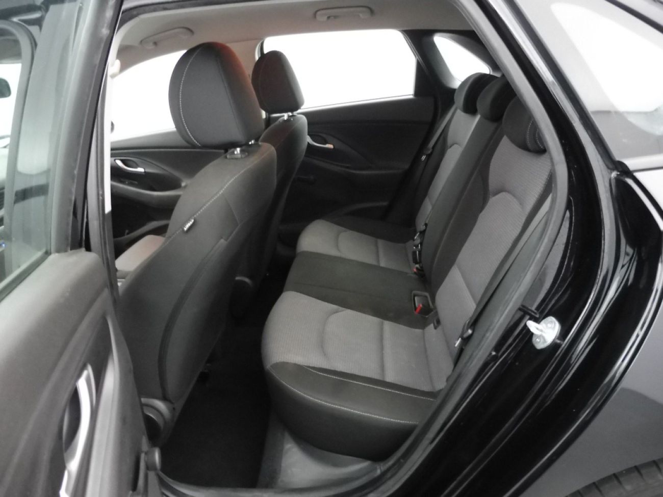 Mandataire Hyundai i30 1.5 DPI 110 CH