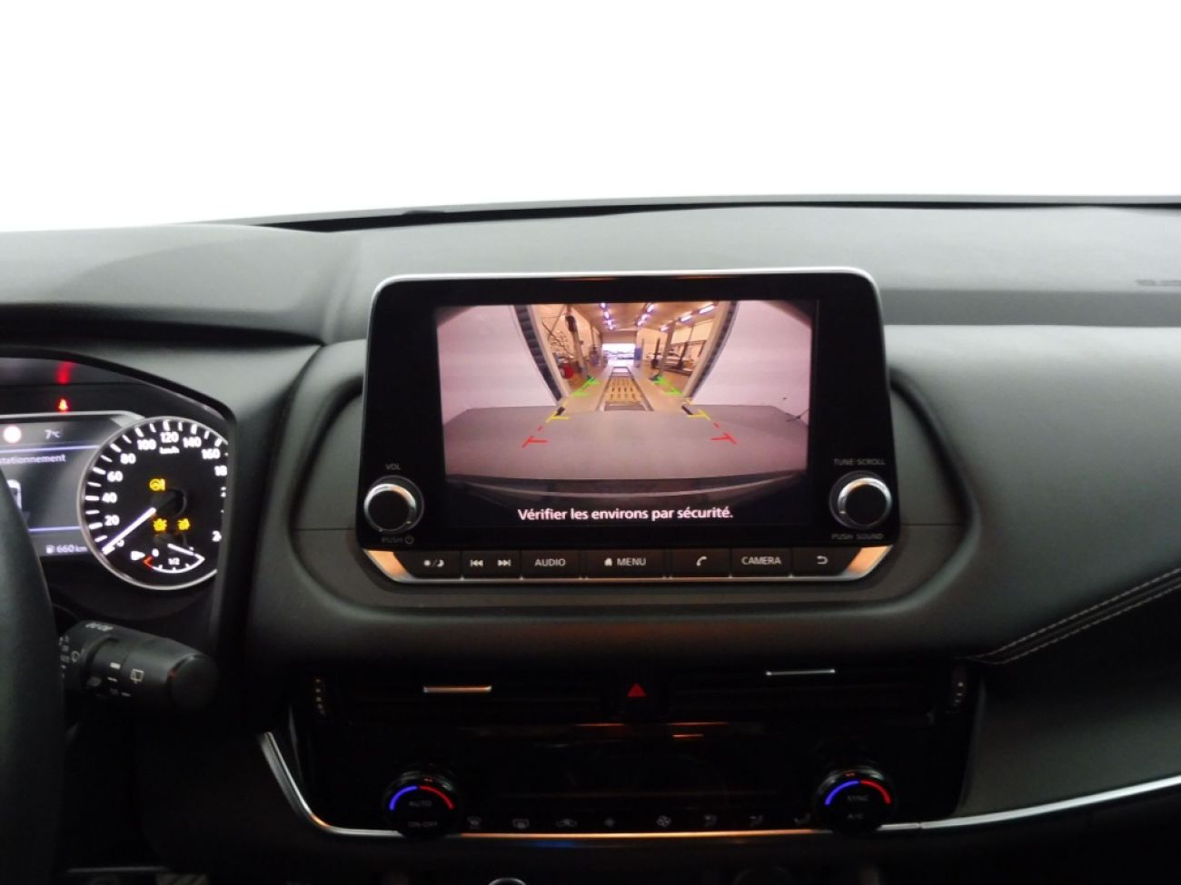 Mandataire NISSAN Qashqai 1.3 DIG-T 140 MHEVacenta