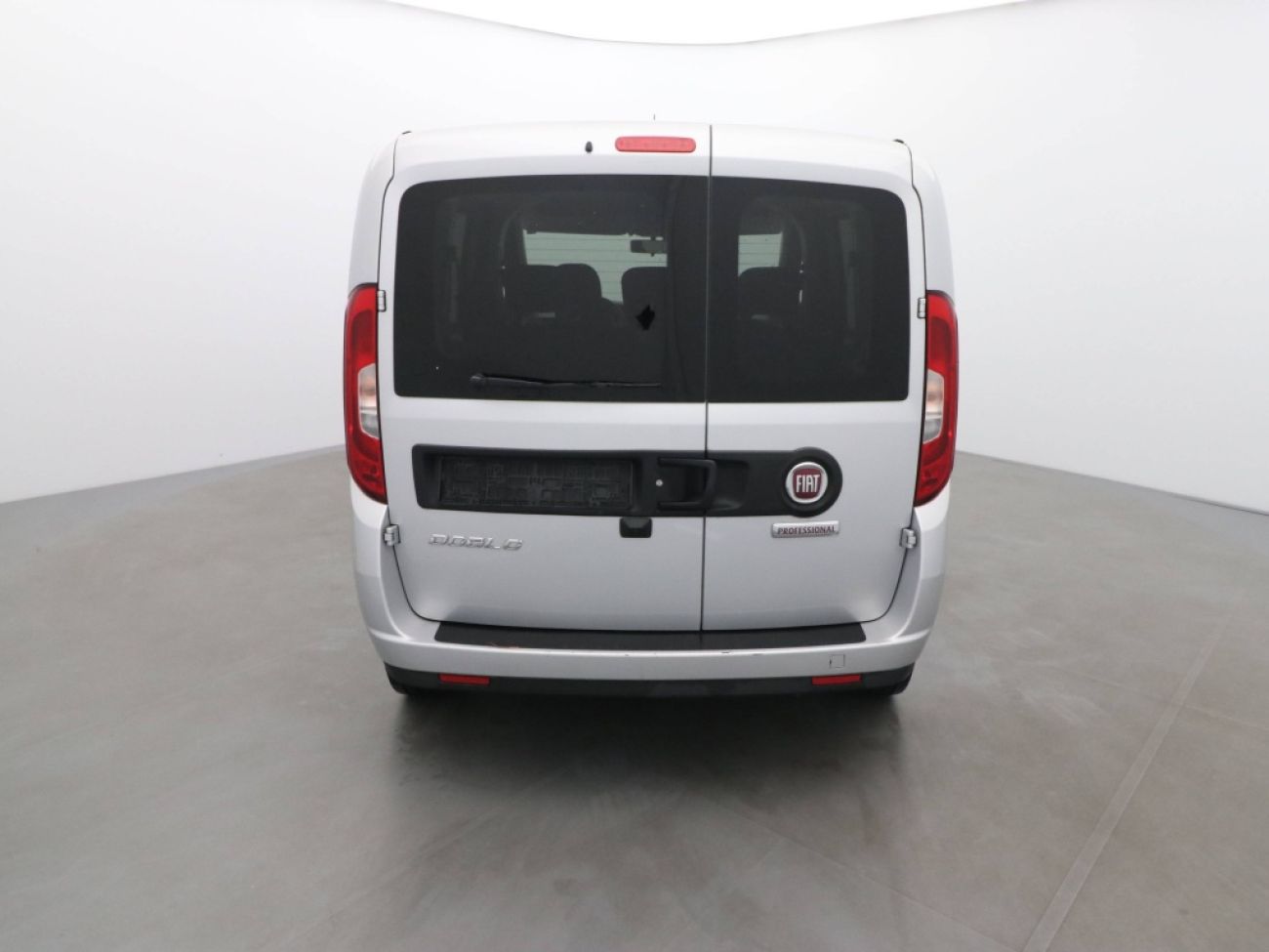 Mandataire FIAT Doblo Combi 1.6 MULTIJET 120sx n1 l1h1