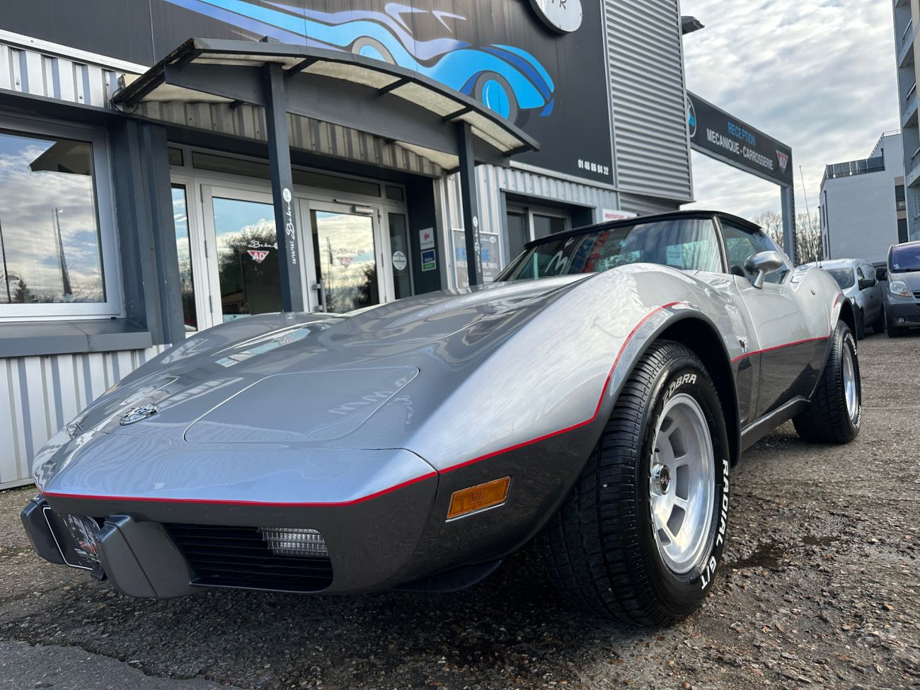 Mandataire CHEVROLET CORVETTE C3 T-TOP 25 TH ANNIVERSARY V8 350 L48