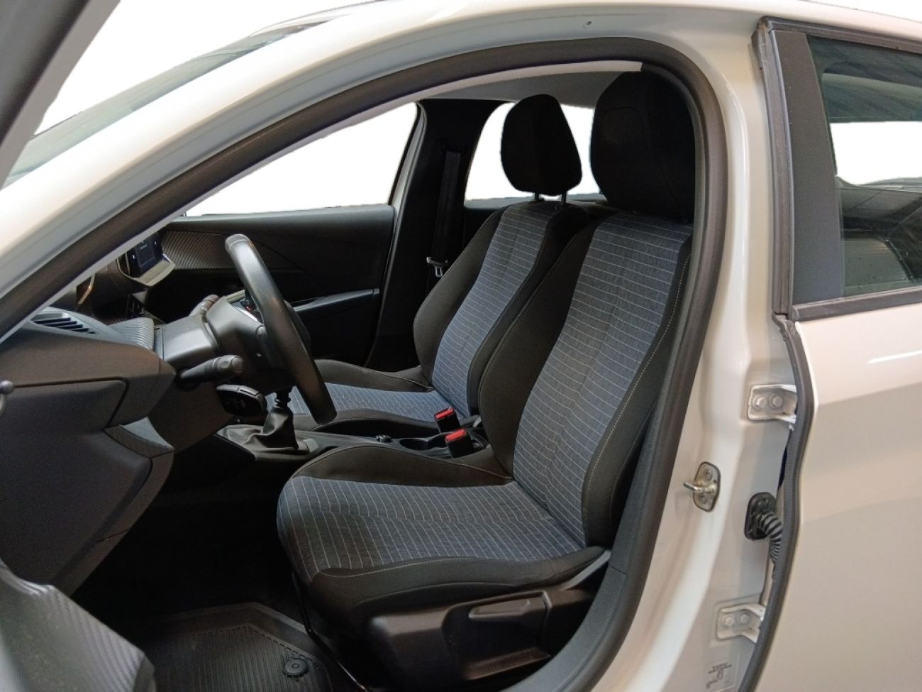 Mandataire PEUGEOT 208 Affaire 1.5 BLUEHDI 100 PREMIUM