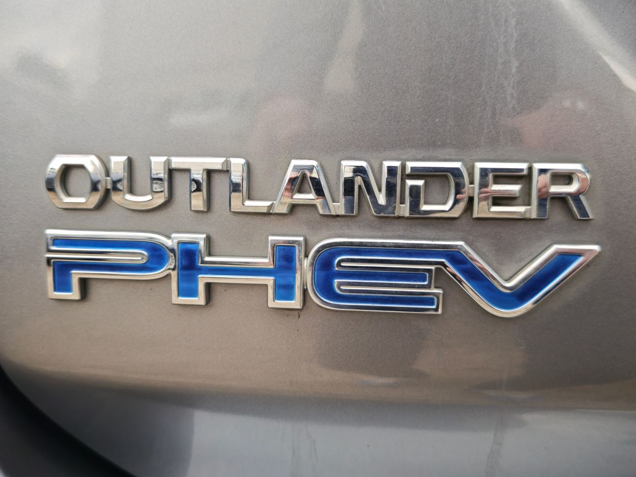 Mandataire MITSUBISHI OUTLANDER PHEV 2.4l PHEV Twin Motor 4WD Business