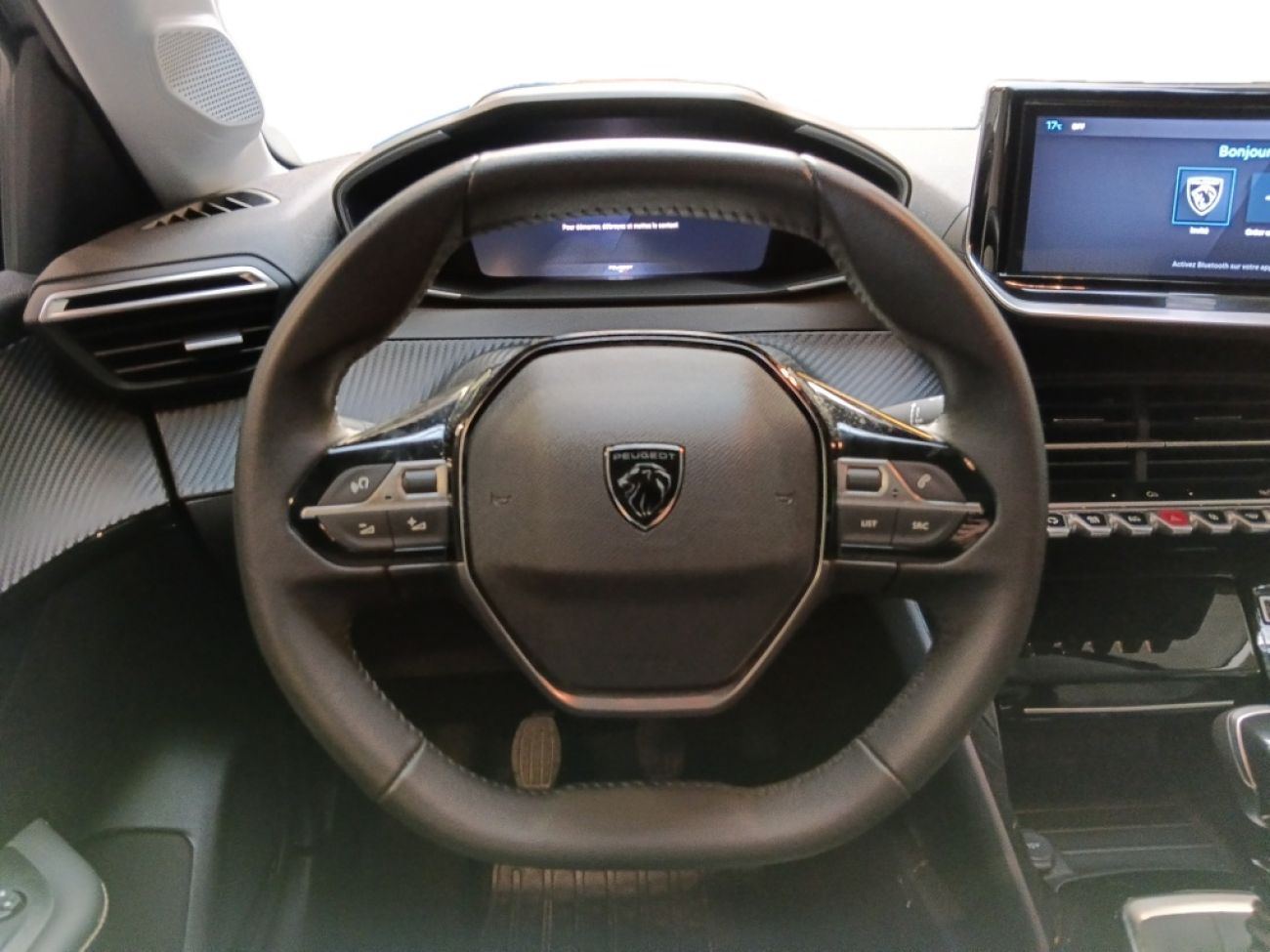 Mandataire PEUGEOT 208 1.2 100CH S&S ALLURE