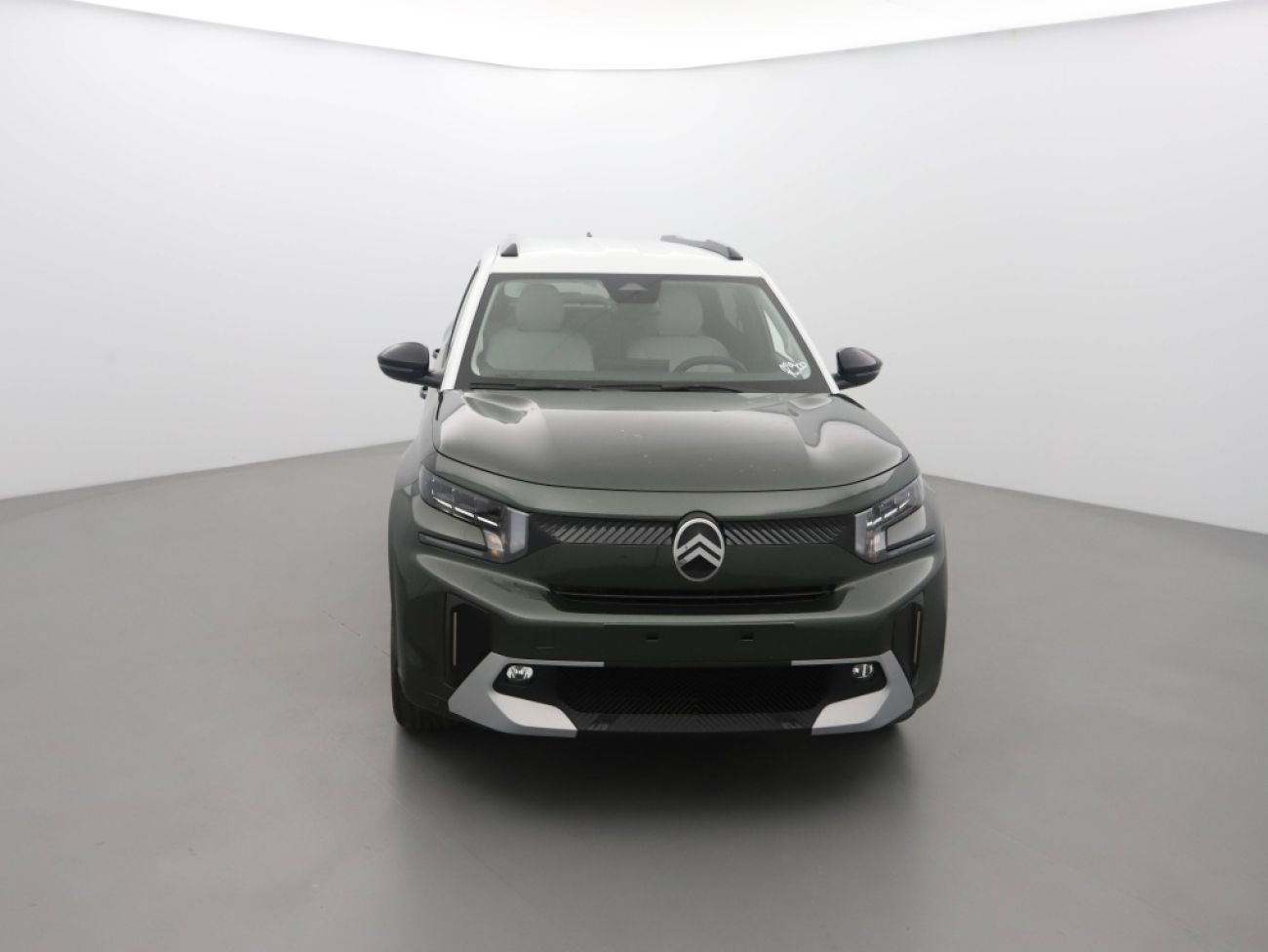 Mandataire Citroën C3 Aircross 1.2 HYBRIDE 145CH MAX 7 PLACES