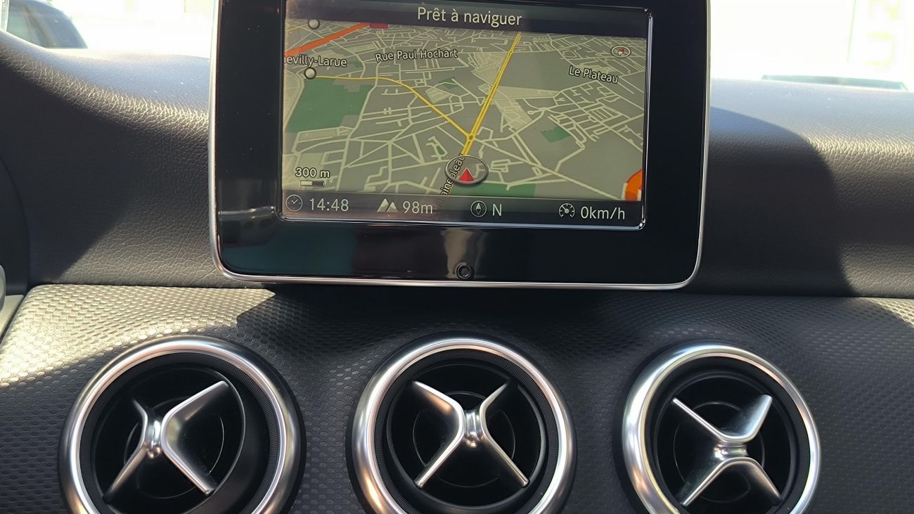 Mandataire MERCEDES CLASSE A 200 d 7G-DCT Sport Edition TOIT OUVRANT