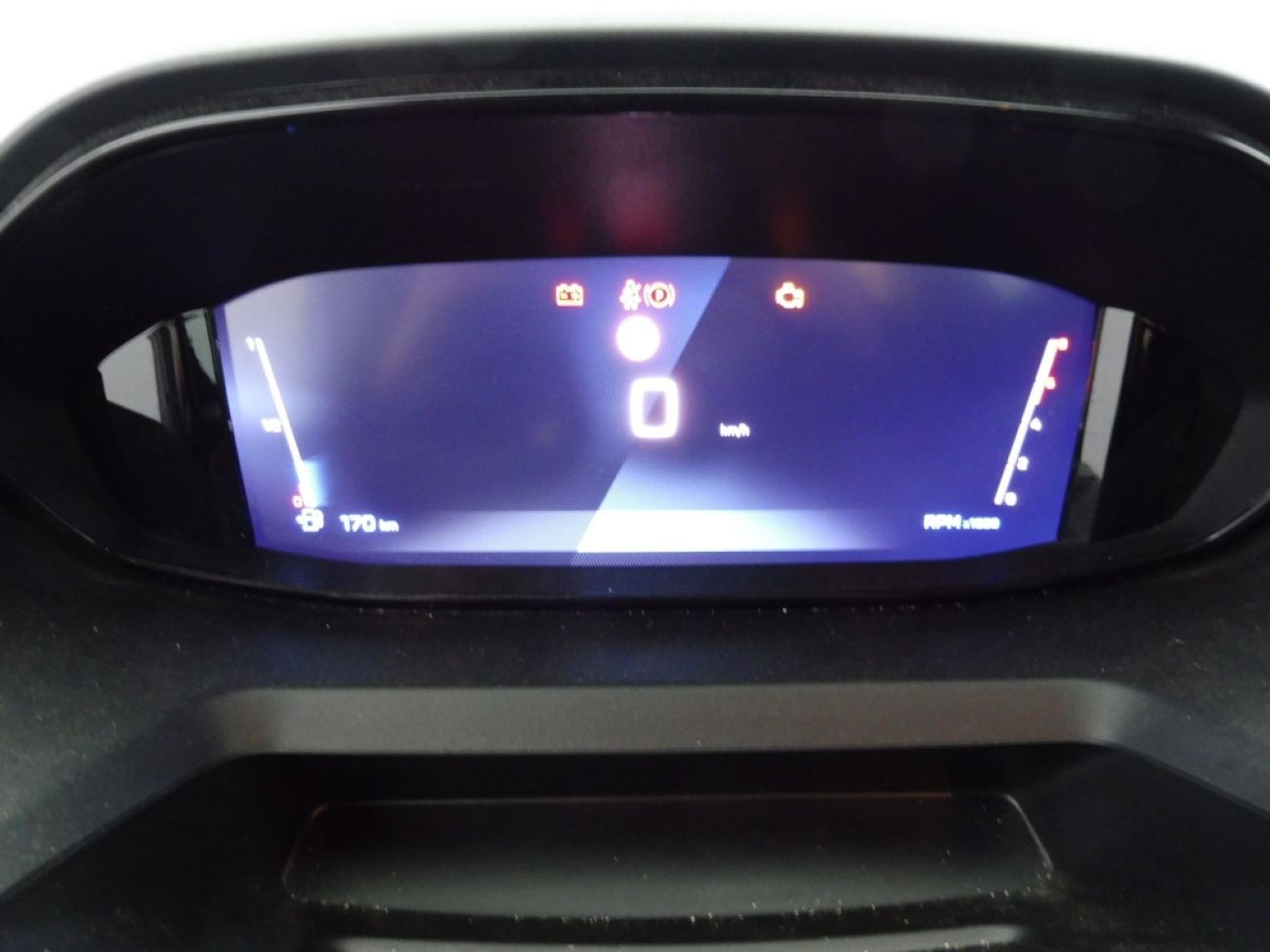 Mandataire PEUGEOT Rifter TAILLE M - 1.5 BLUEHDI 100CH S&S ALLURE 5 PLACES