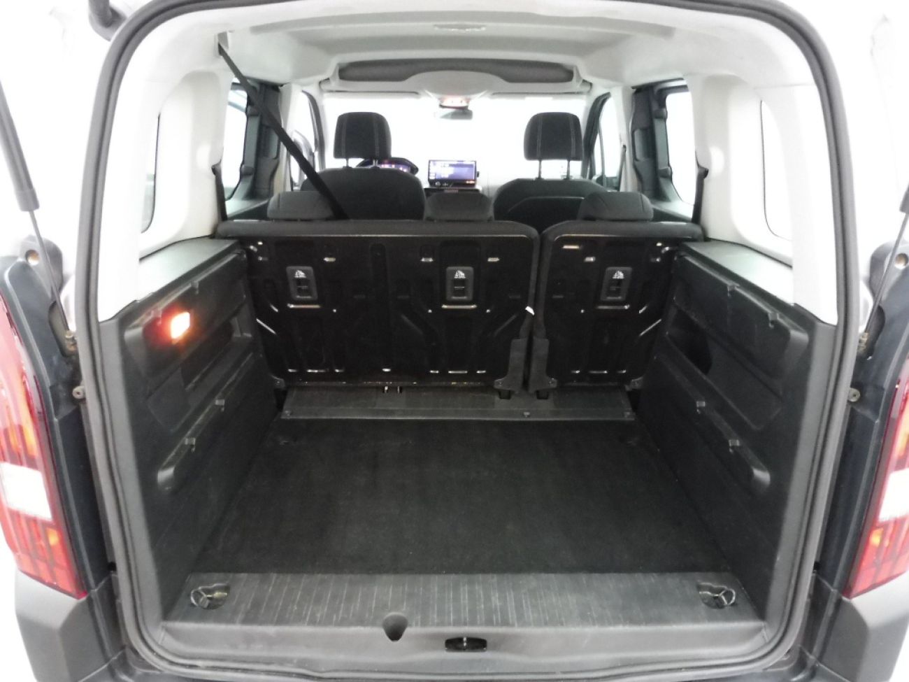 Mandataire PEUGEOT RIFTER TAILLE M - 1.5 BLUEHDI 100CH S&S ALLURE 5 PLACES