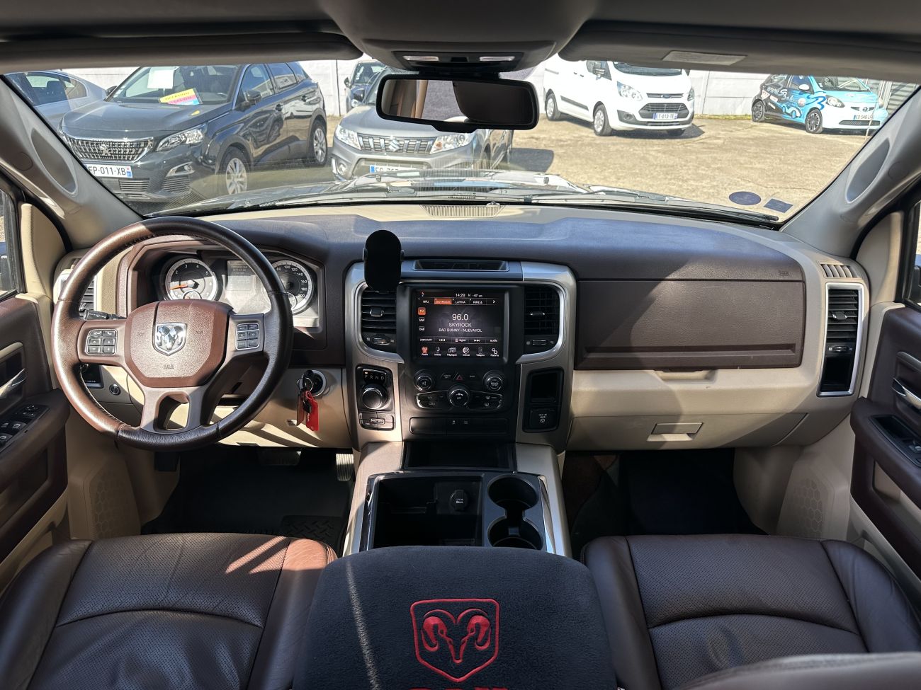 Mandataire DODGE RAM 1500 SLT DOUBLE CABINE 5.7 HEMI 395 BVA 4X4