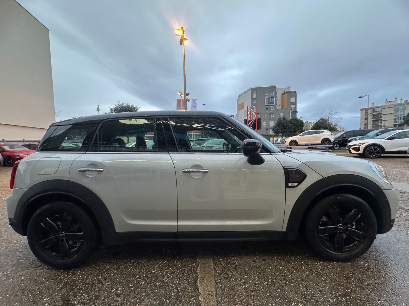 Mandataire MINI COUNTRYMAN F60 LCI 136 ch BVA7 Cooper Edition Northwood