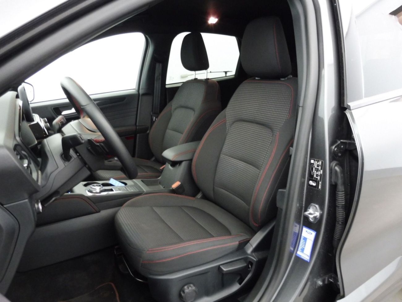 Mandataire Ford KUGA 2.0 TDCI 120CH ST-LINE POWERSHIFT