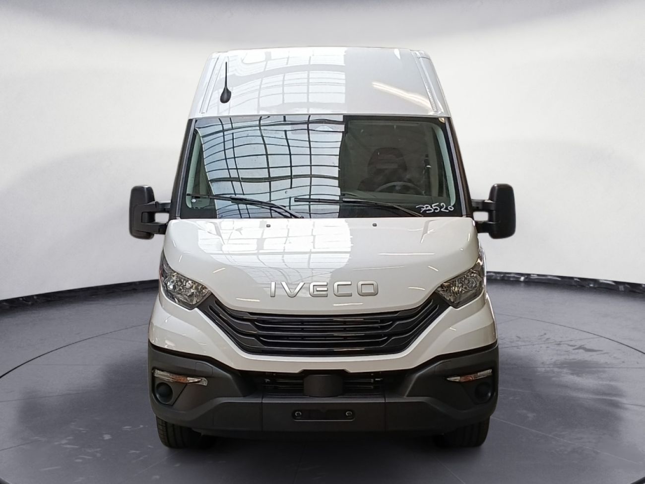 Mandataire IVECO Daily 35S16 2.3 V12 HI-MATIC 156CV