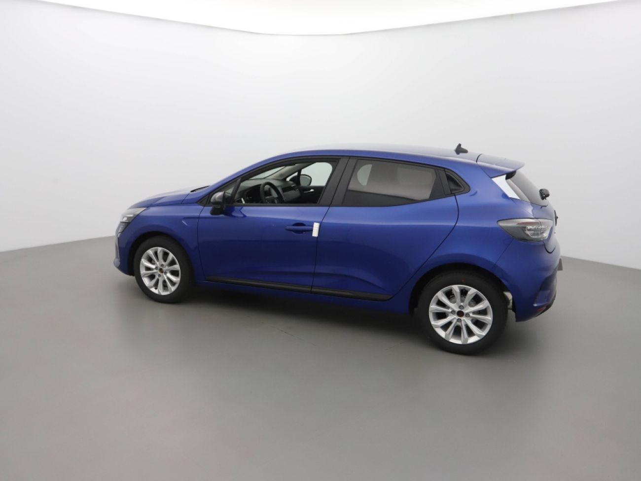 Mandataire RENAULT Clio 1.0 TCE 90CH GENERATION - 25