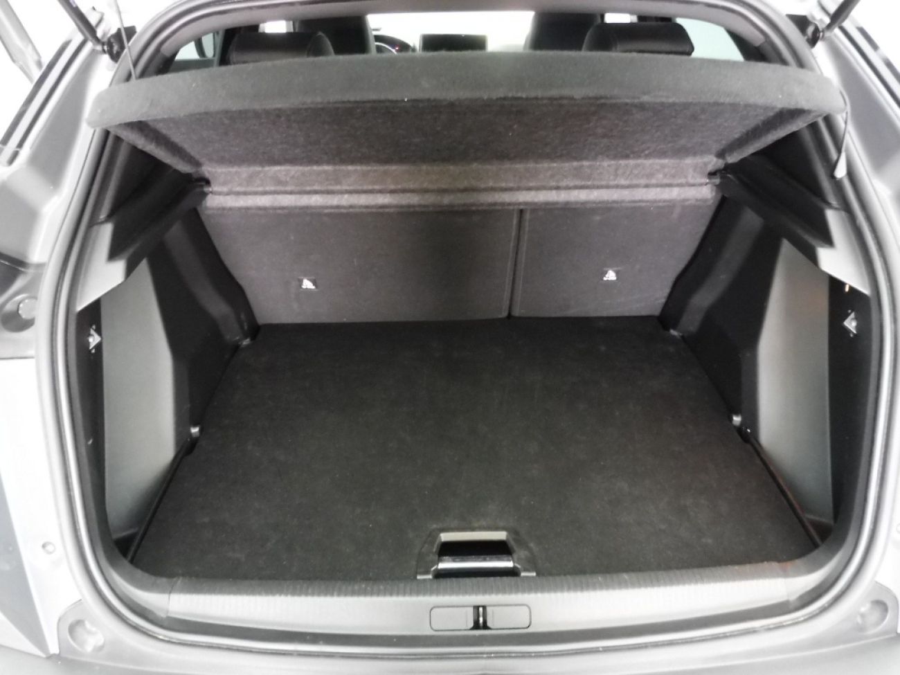 Mandataire PEUGEOT 2008 1.2 PURETECH 130CH S&S ALLURE EAT8