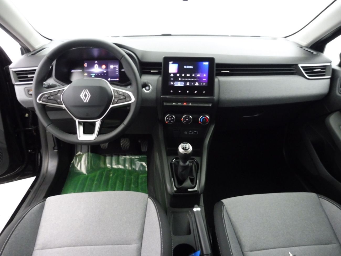 Mandataire RENAULT CLIO V 1.5 BLUE DCI 100CH EVOLUTION - 24