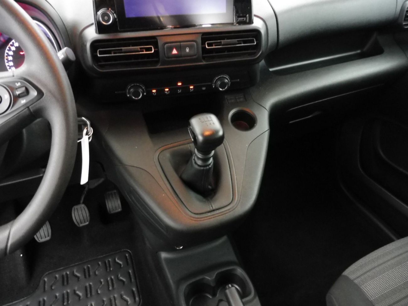 Mandataire Opel COMBO LIFE L1H1 1.5 D 100CH EDITION BVM6