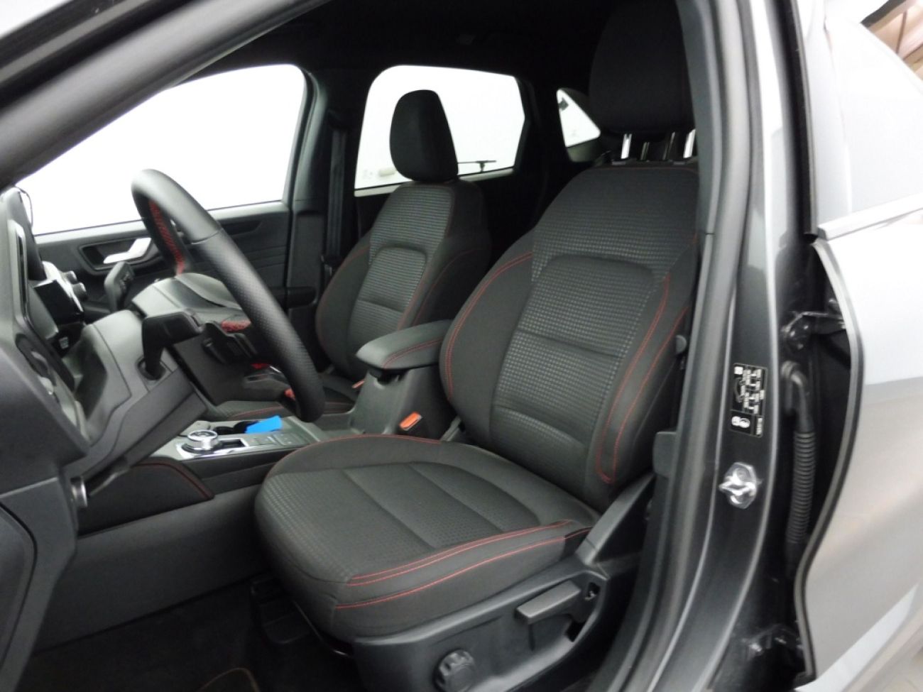 Mandataire Ford KUGA 2.0 TDCI 120CH ST-LINE POWERSHIFT