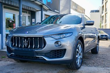 MASERATI LEVANTE Diesel 3.0 V6 Turbo 275 JTES 19